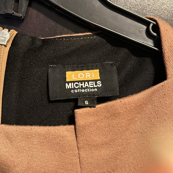 Lori Michaels dress, size 6, stretchy material - Picture 3 of 3